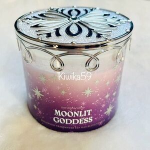 Bath & Body Works Moonlit Goddess Candle